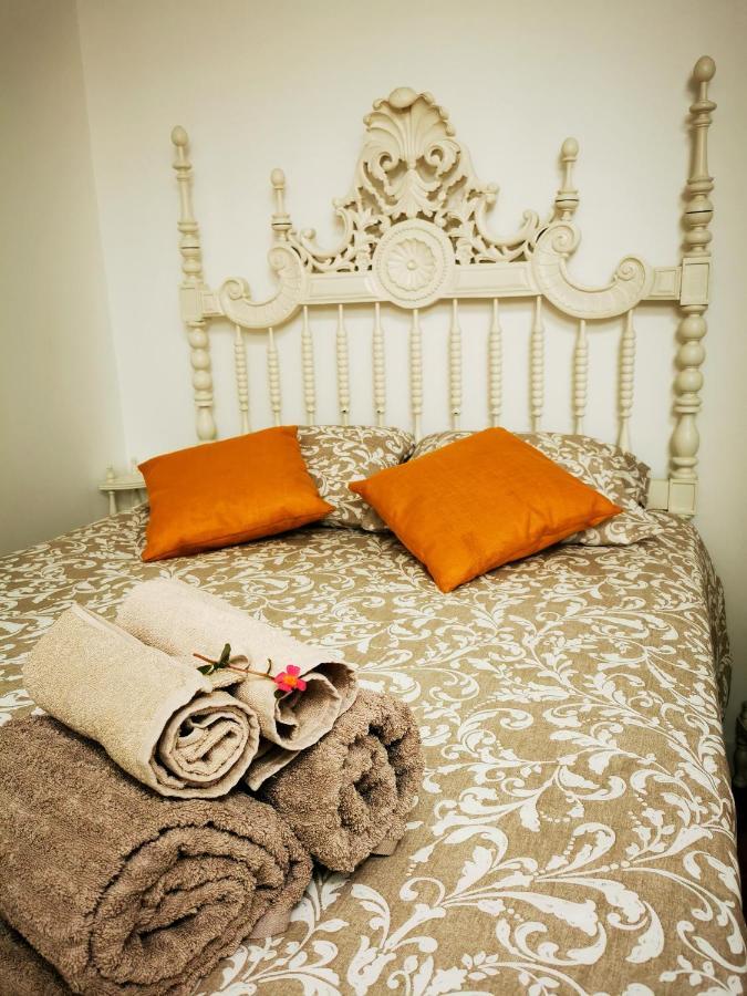 Charming Portuguese Style Apartment, For Rent "Vida A Portuguesa", "Gaivota" Alojamento Local Portimão Eksteriør billede